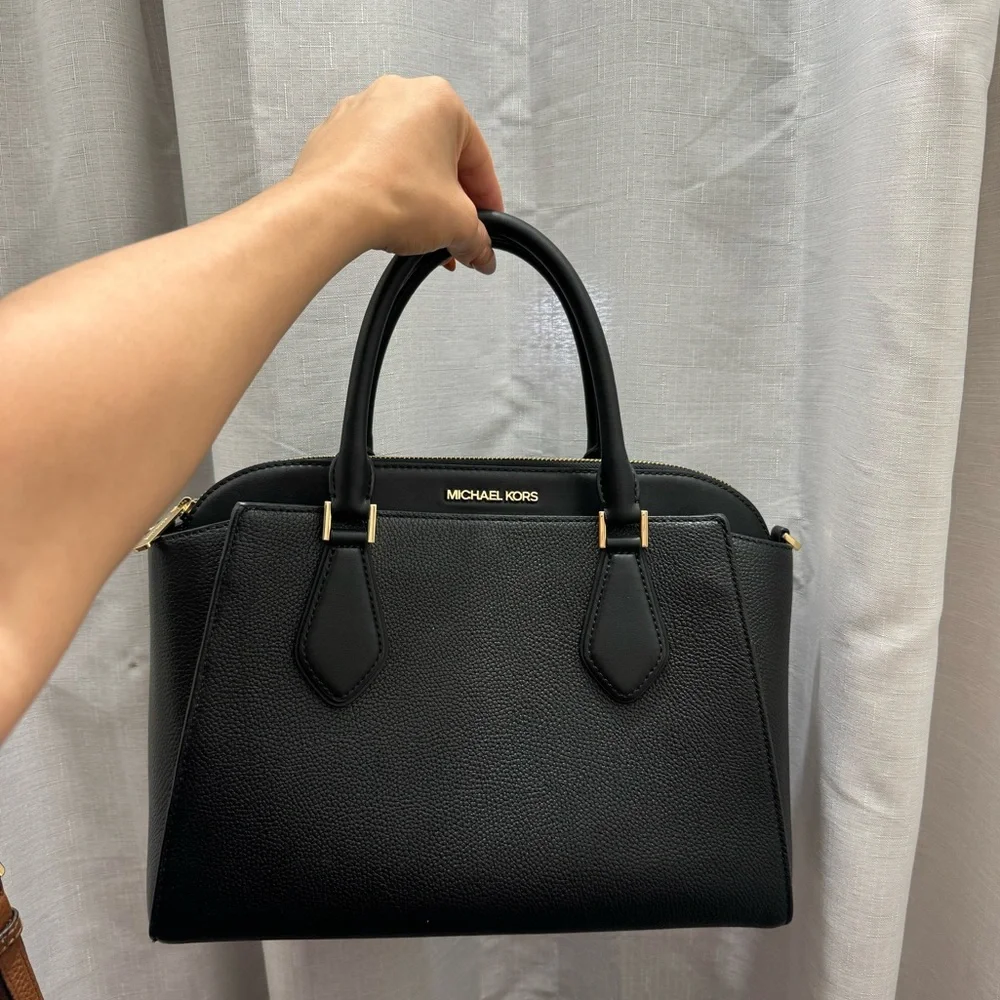 Black Leather Large Michael Kors Bag - Picture 2 of 2